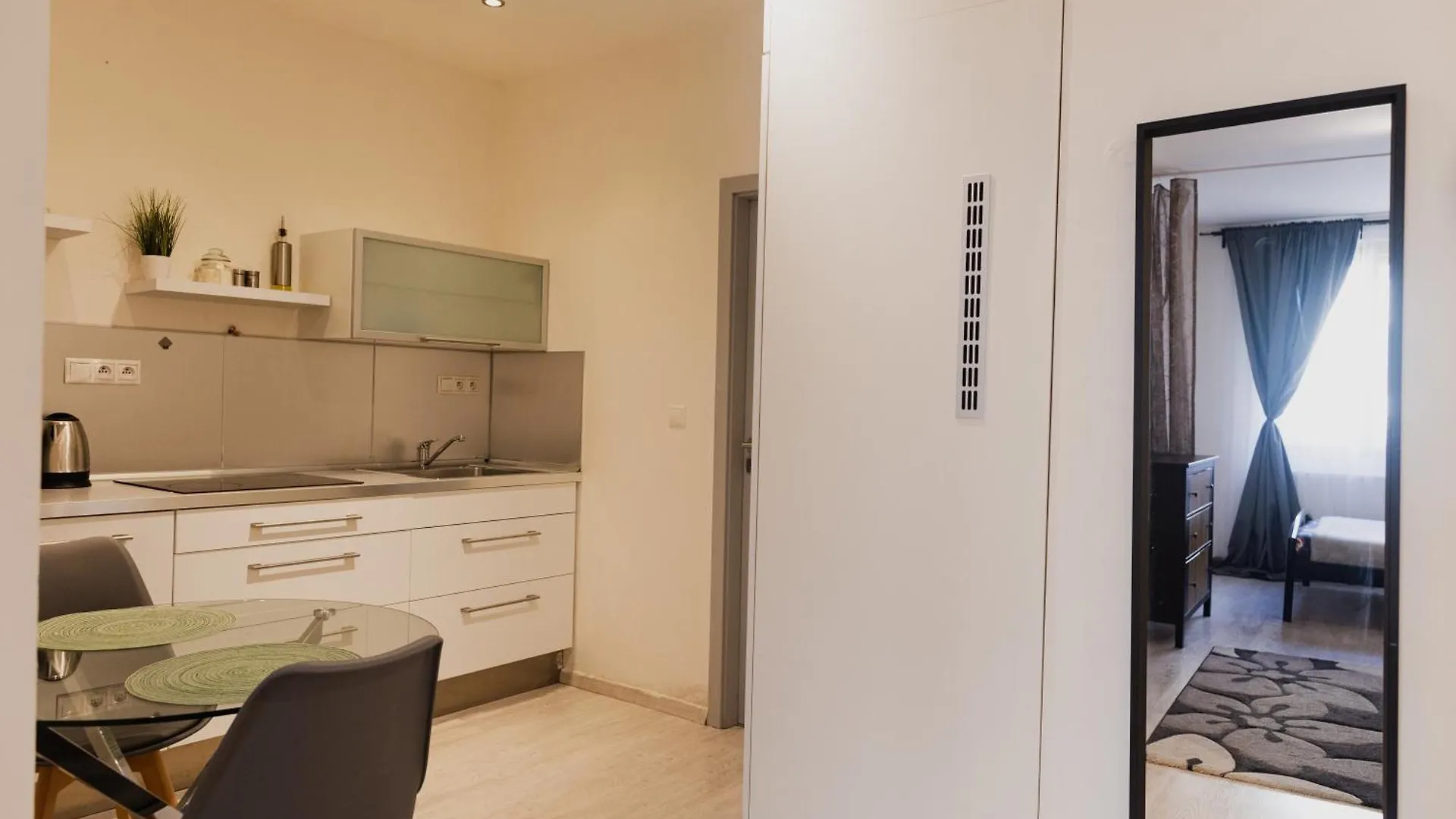 Apartment Mostecka Prague